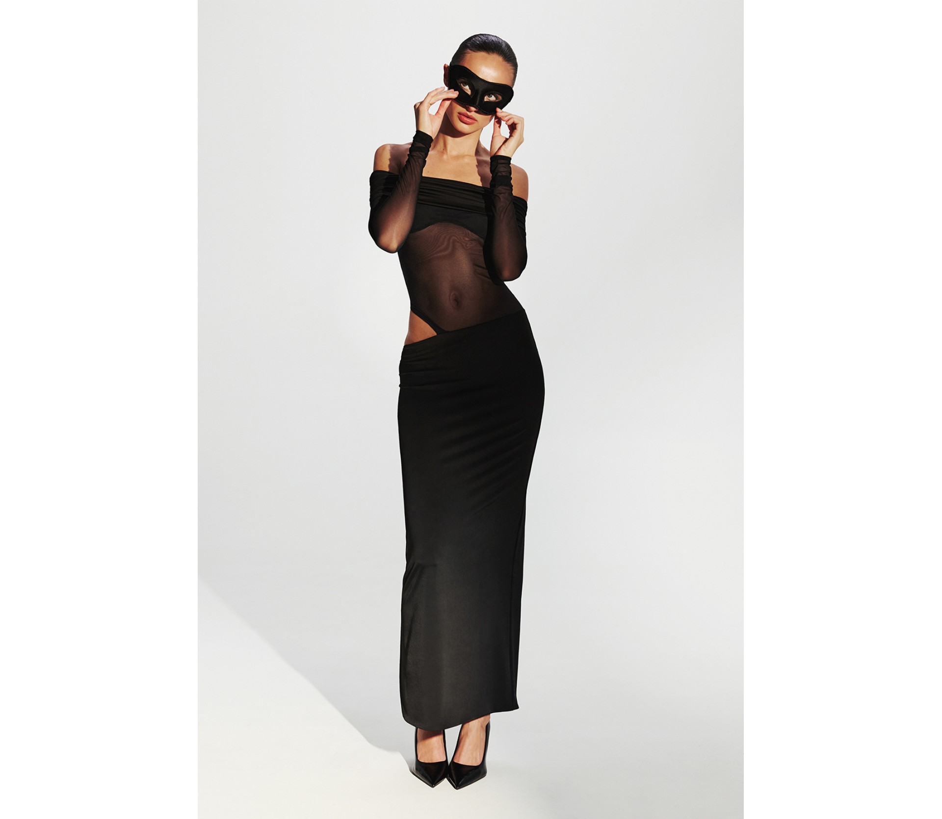 СУКНЯ МАКСІ АСИМЕТРИЧНА