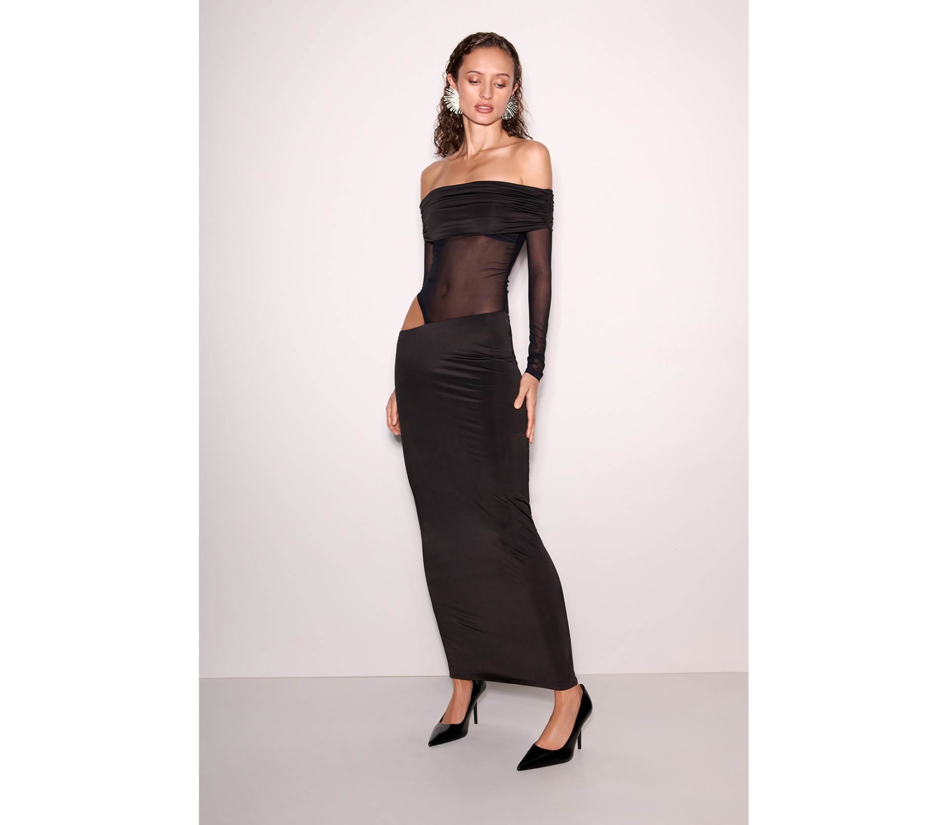 СУКНЯ МАКСІ АСИМЕТРИЧНА