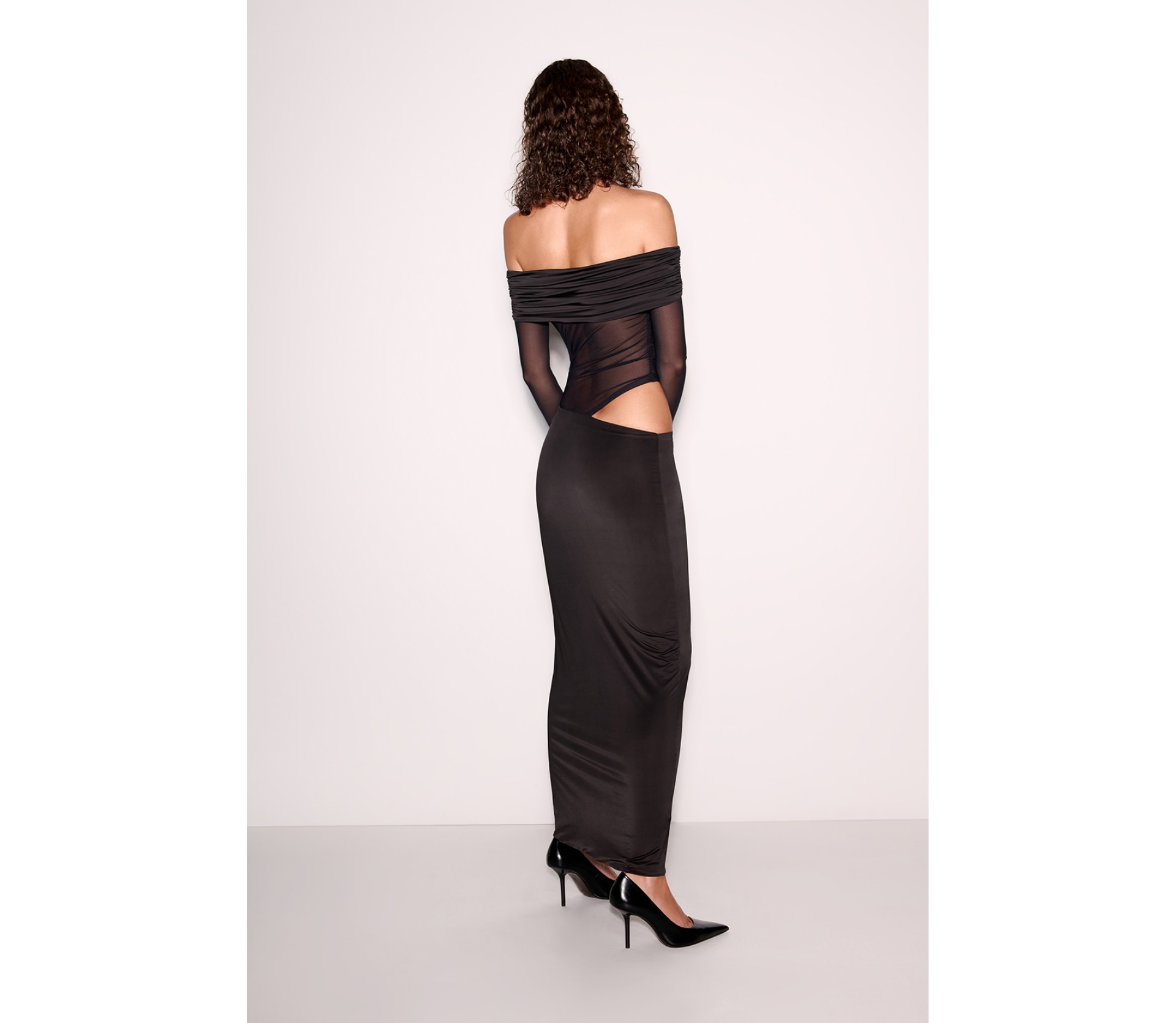 СУКНЯ МАКСІ АСИМЕТРИЧНА