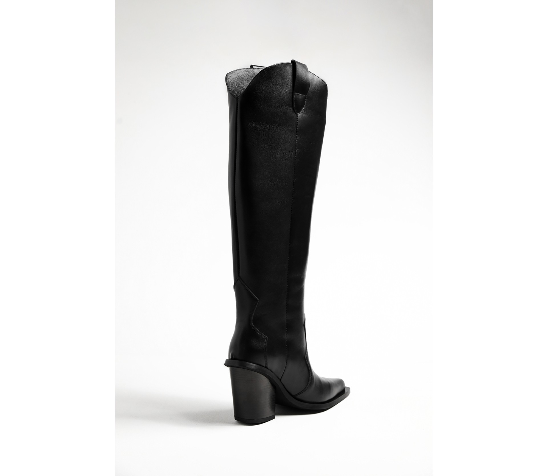 КАЗАКИ ВИСОКІ