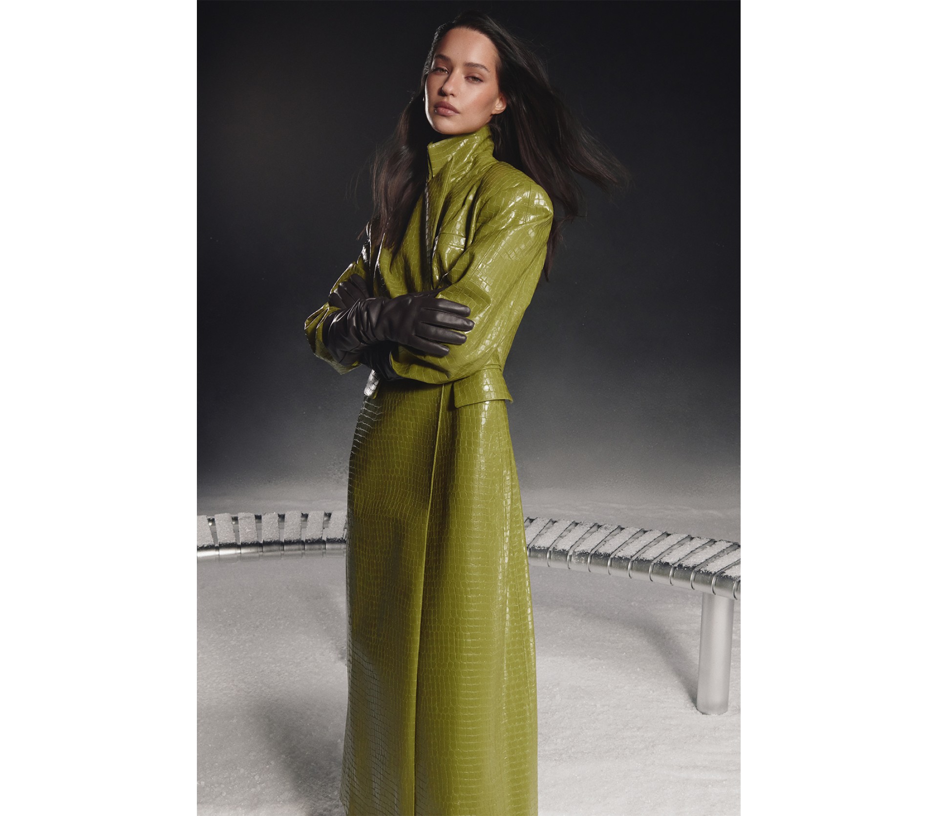 ПАЛЬТО ПРИТАЛЕНЕ З ЕФЕКТОМ КРОКОДИЛА