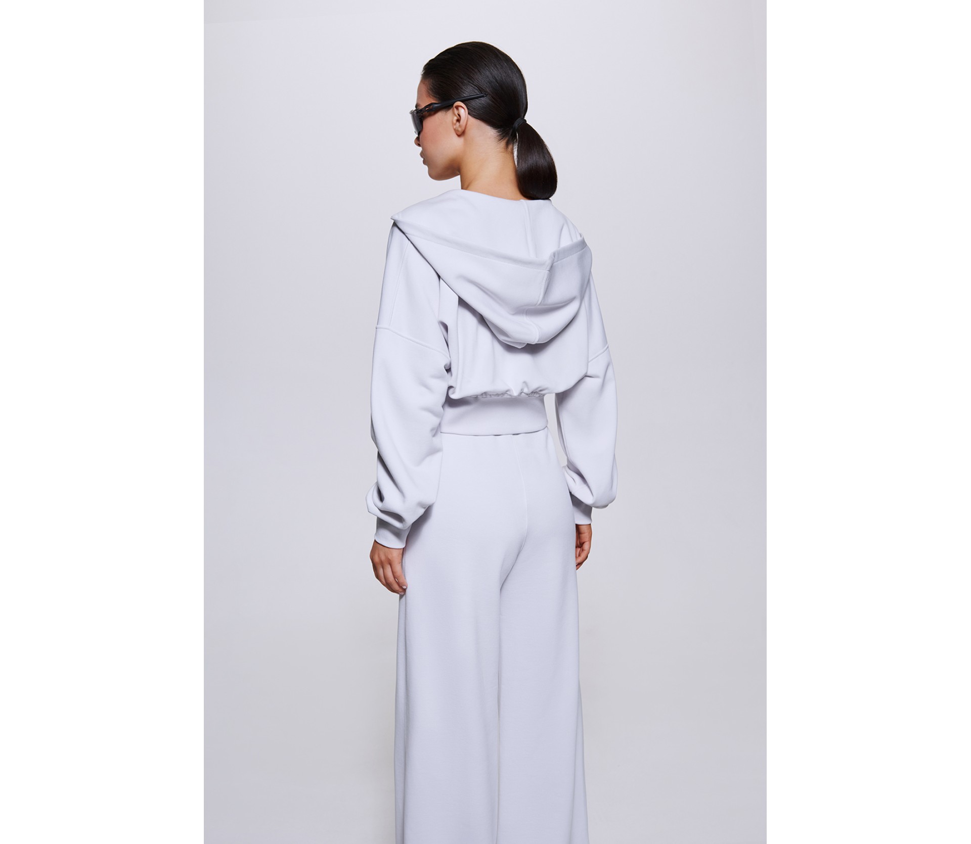 ХУДІ УКОРОЧЕНЕ