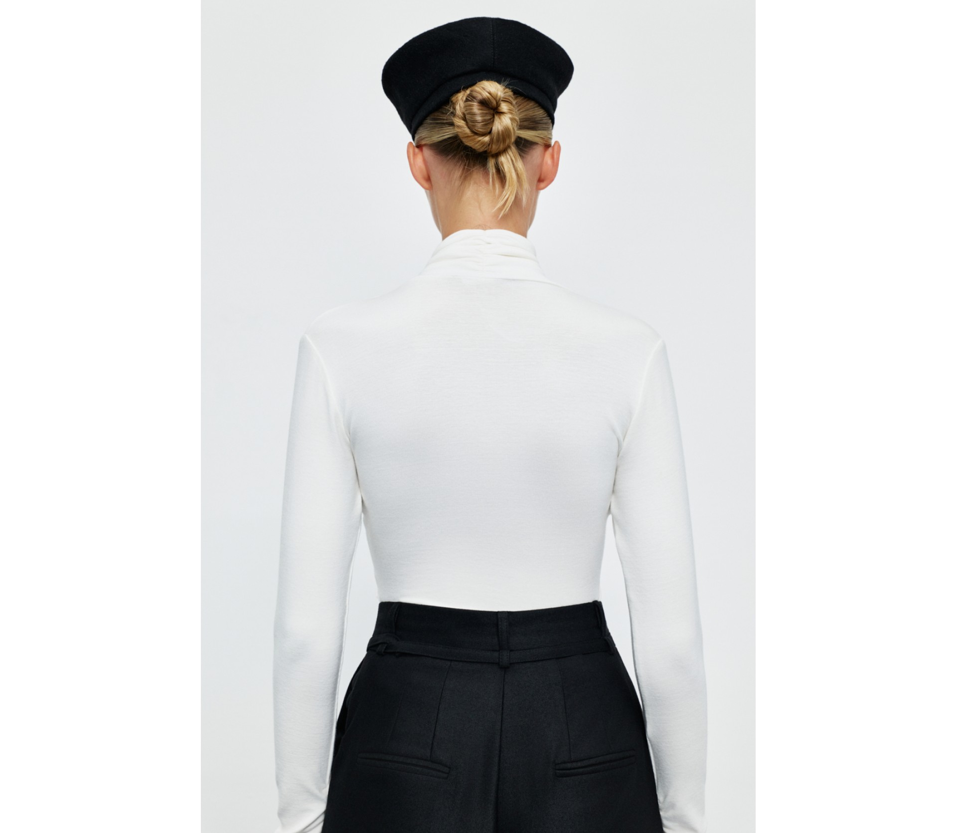 ТОП ДРАПІРОВАНИЙ З ВИСОКОЮ ГОРЛОВИНОЮ