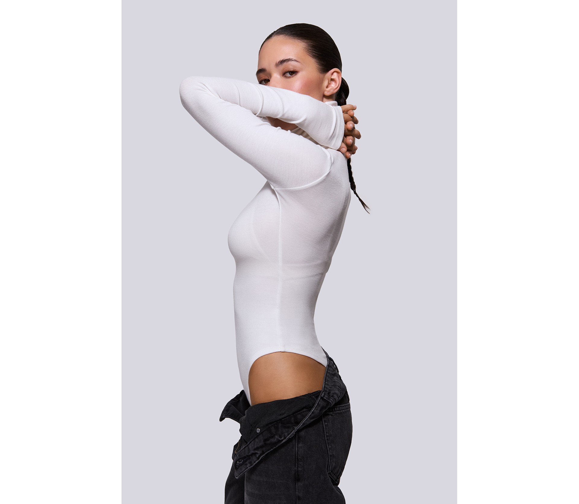 БОДІ З ВИСОКИМ КОМІРОМ