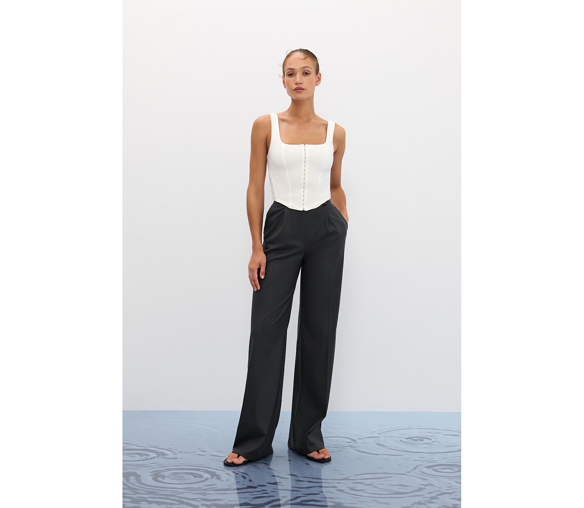 КОРСЕТ ІЗ ЗАСТІБКАМИ СПЕРЕДУ