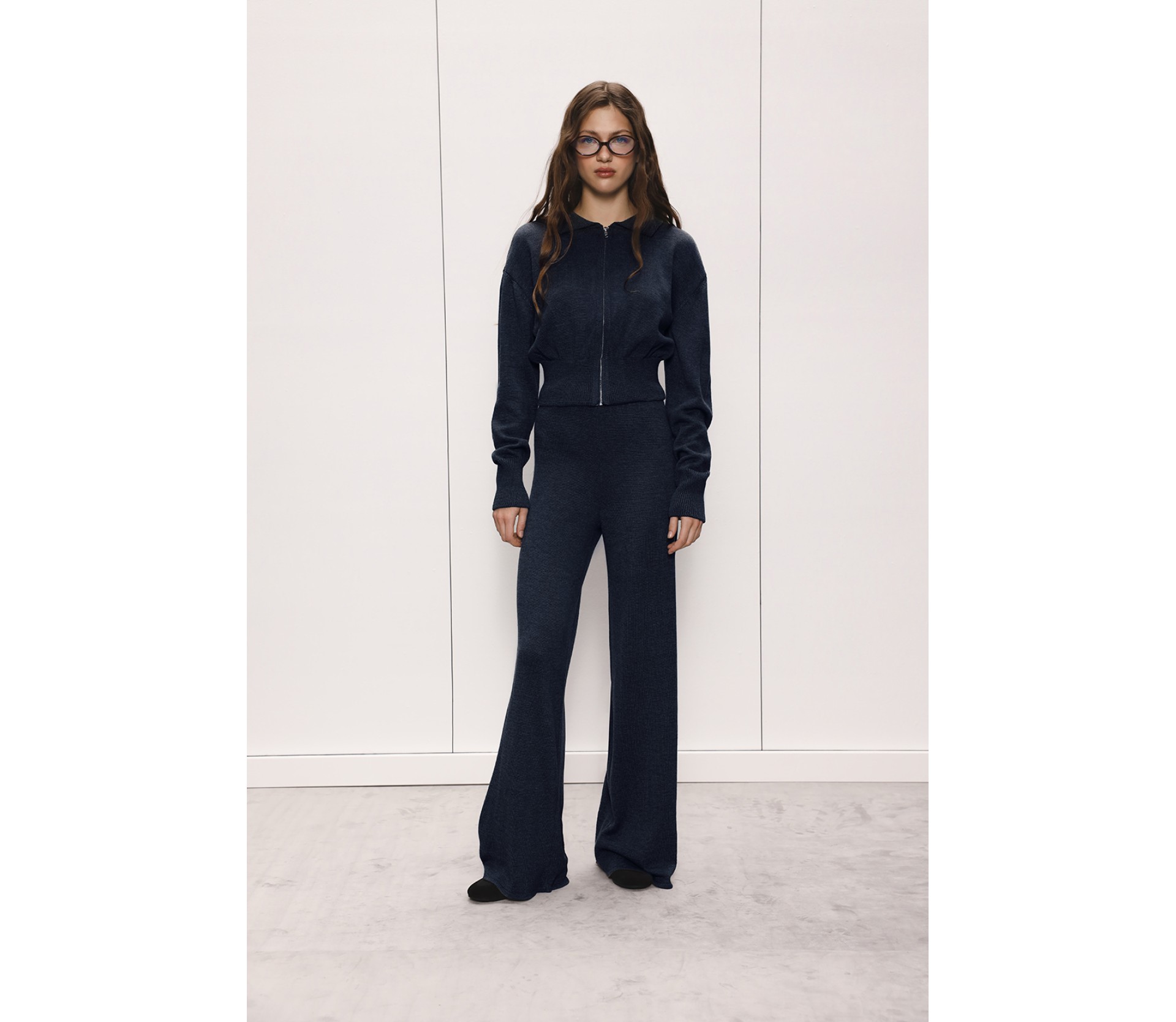 ШТАНИ З ТОНКОЇ В'ЯЗКИ