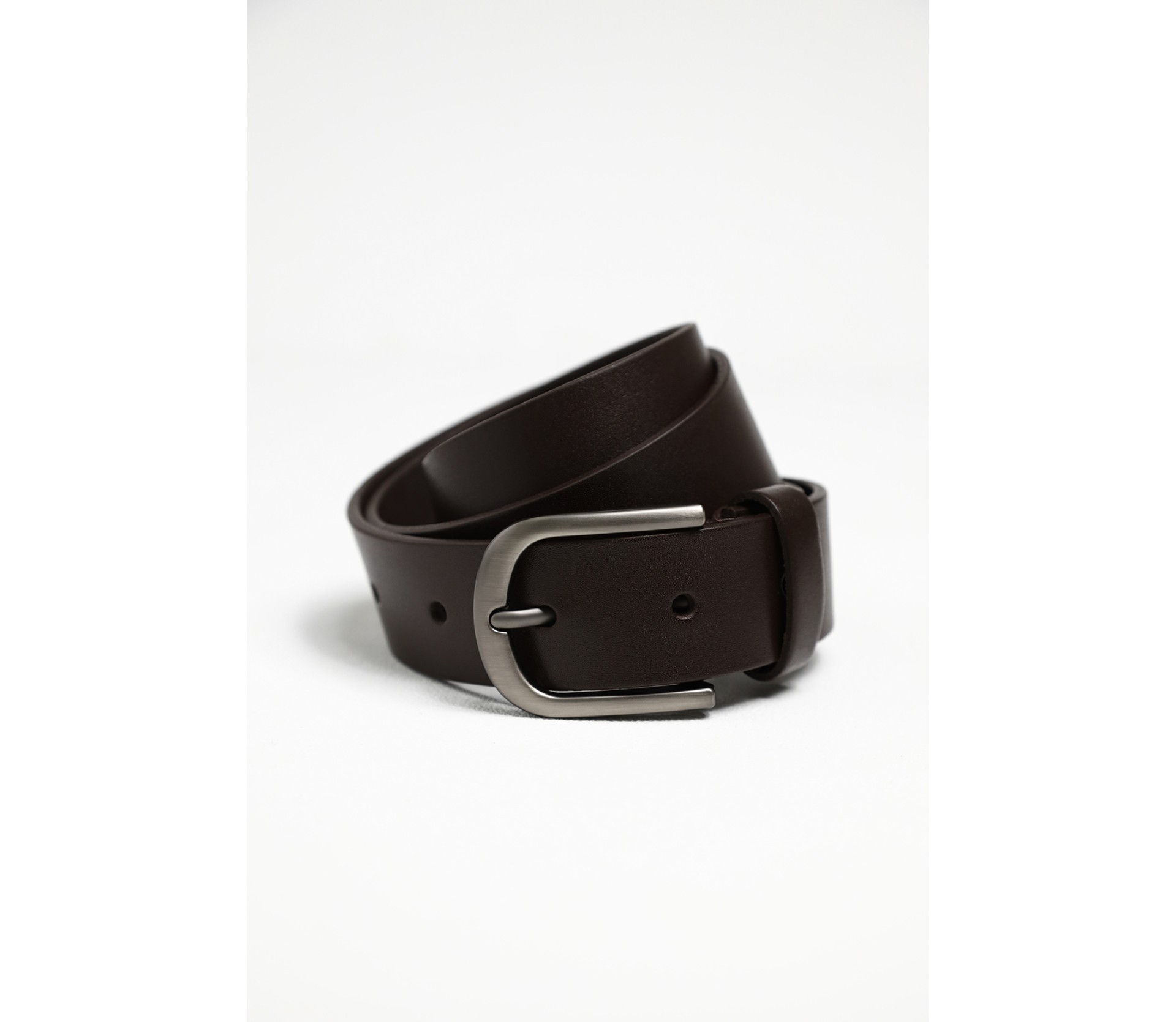 РЕМІНЬ ІЗ ЗАОКРУГЛЕНОЮ ПРЯЖКОЮ