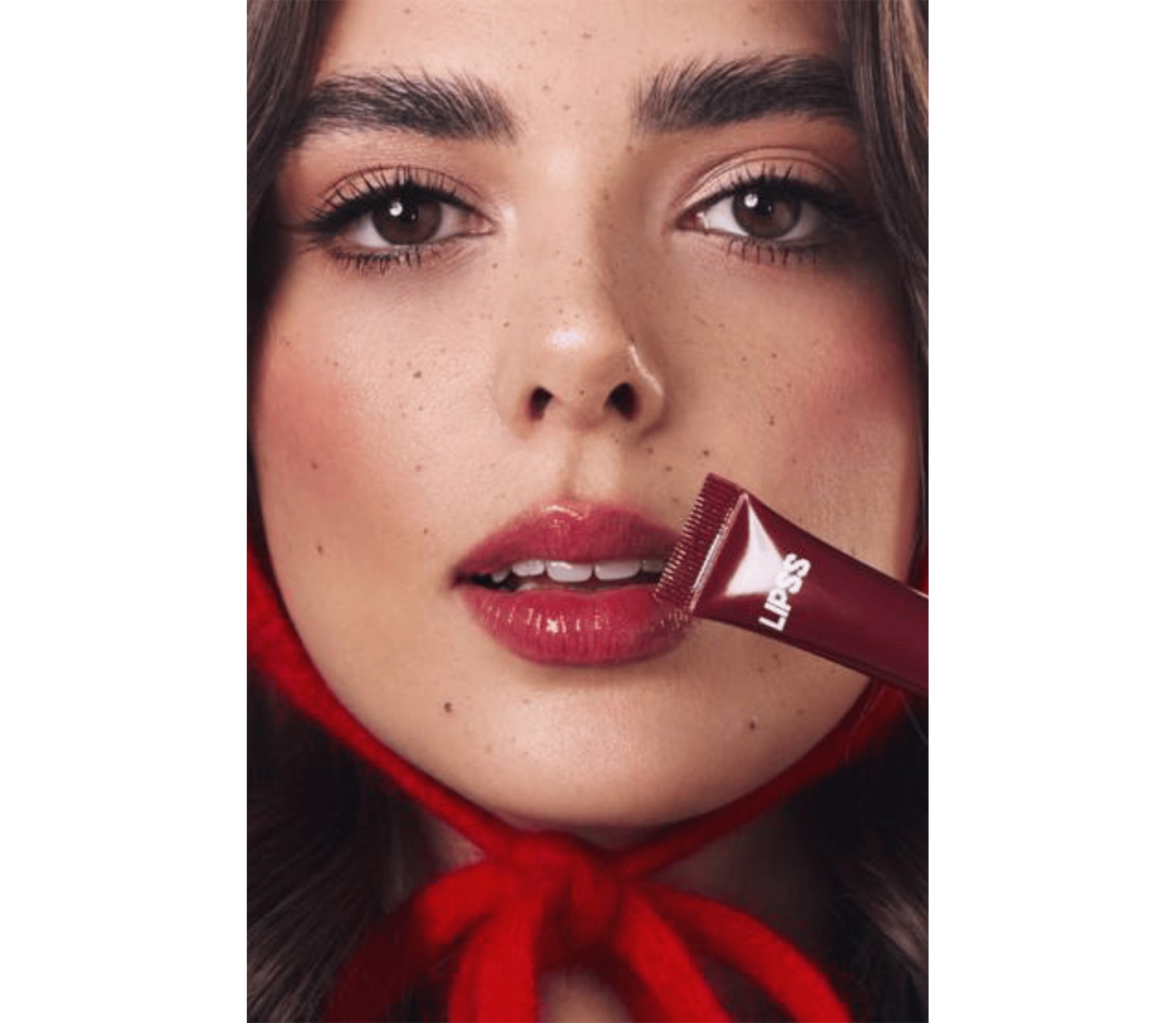 БЛИСК ДЛЯ ГУБ