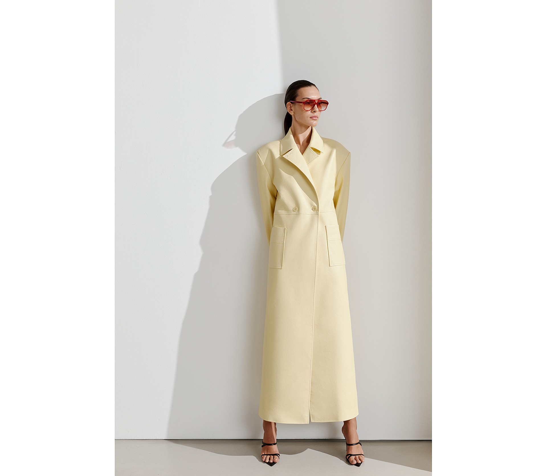 ТРЕНЧ З ЕКОШКІРИ