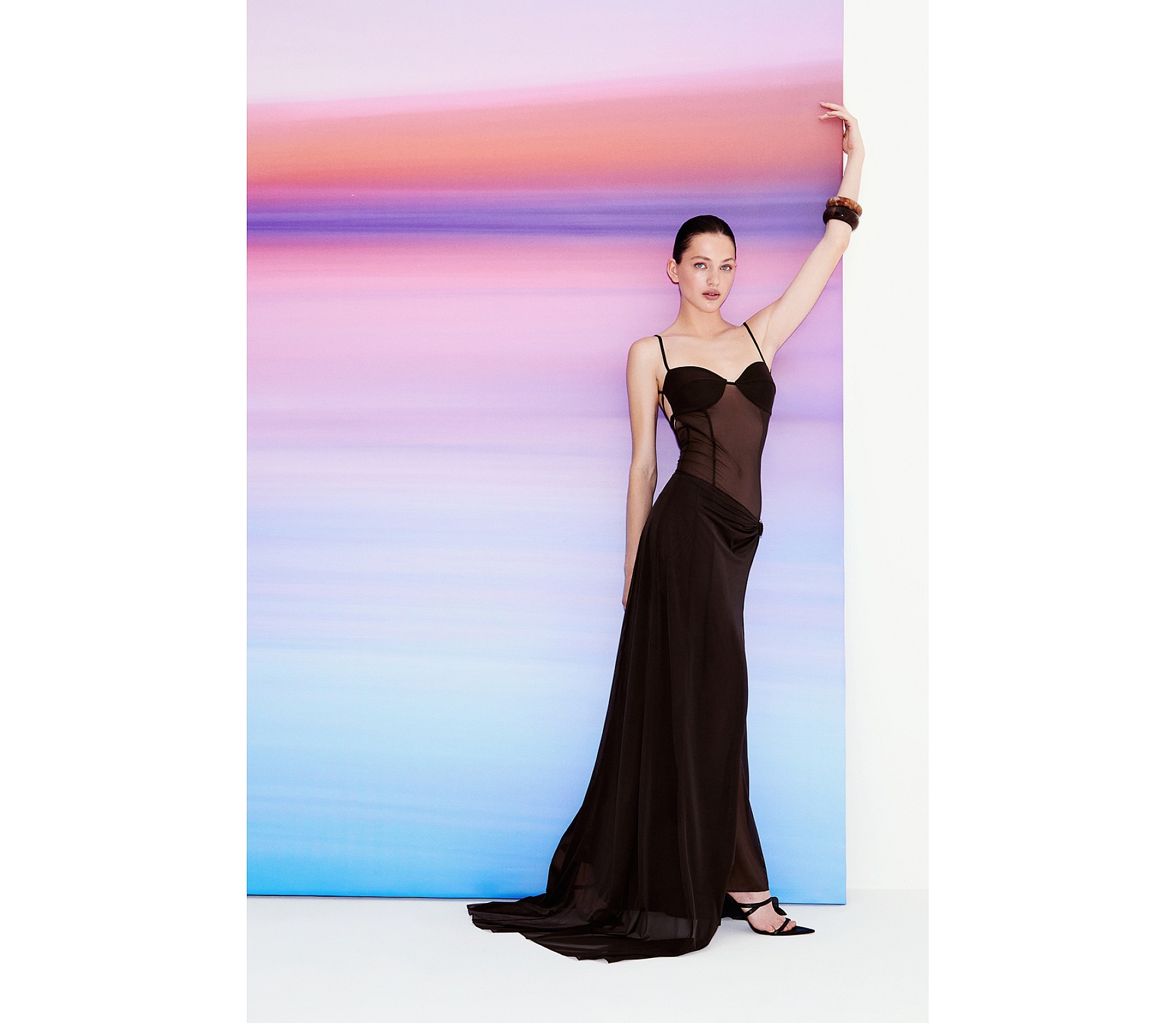 СУКНЯ МАКСІ ЗІ ШЛЕЙФОМ