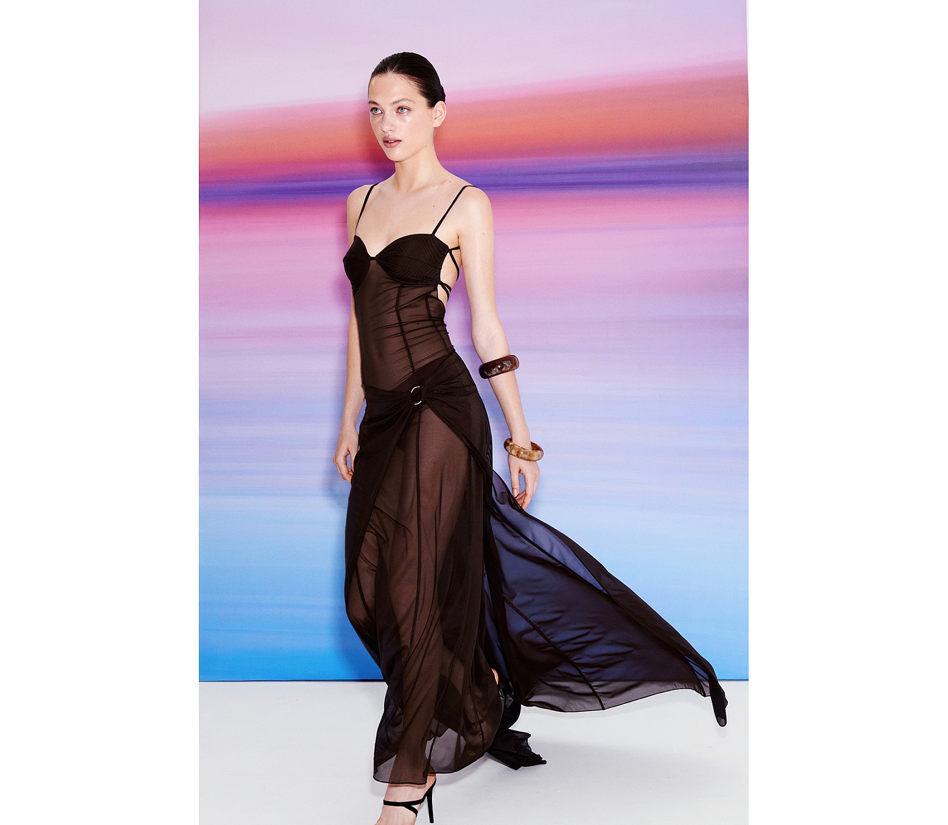 СУКНЯ МАКСІ ЗІ ШЛЕЙФОМ