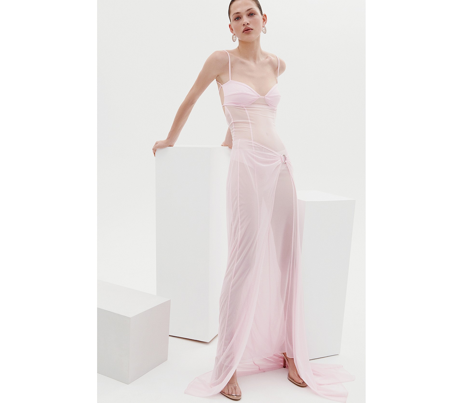 СУКНЯ МАКСІ ЗІ ШЛЕЙФОМ