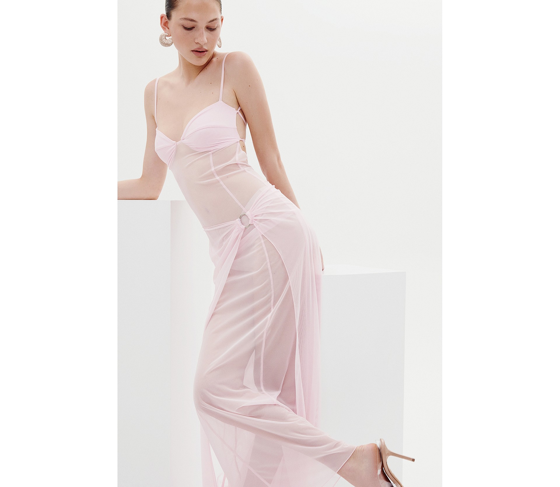 СУКНЯ МАКСІ ЗІ ШЛЕЙФОМ