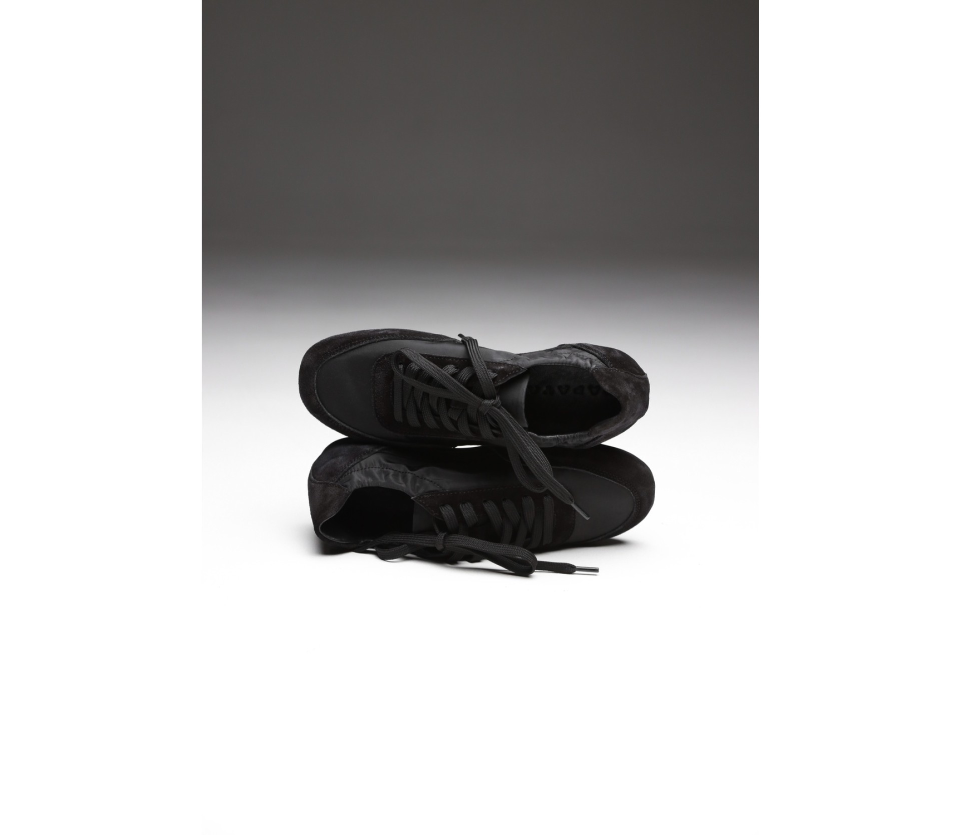 КРОСІВКИ ЗАМШЕВІ