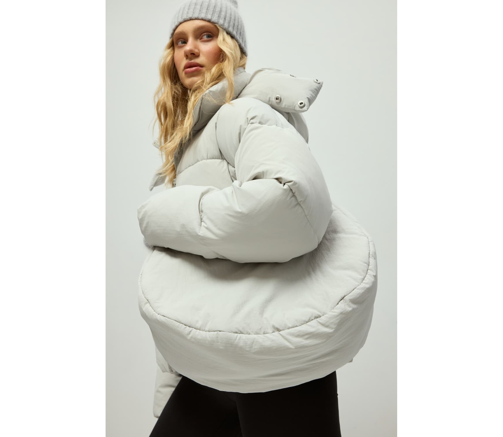 СУМКА НЕЙЛОНОВА НА ПЛЕЧЕ