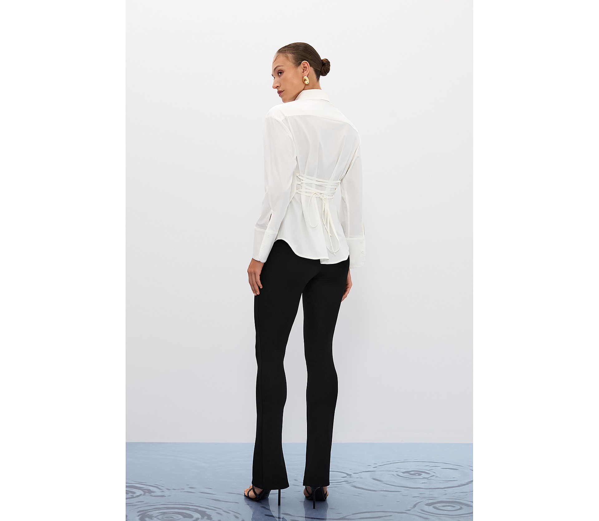 СОРОЧКА OVERSIZE ІЗ ЗАВ'ЯЗКАМИ ПОЗАДУ