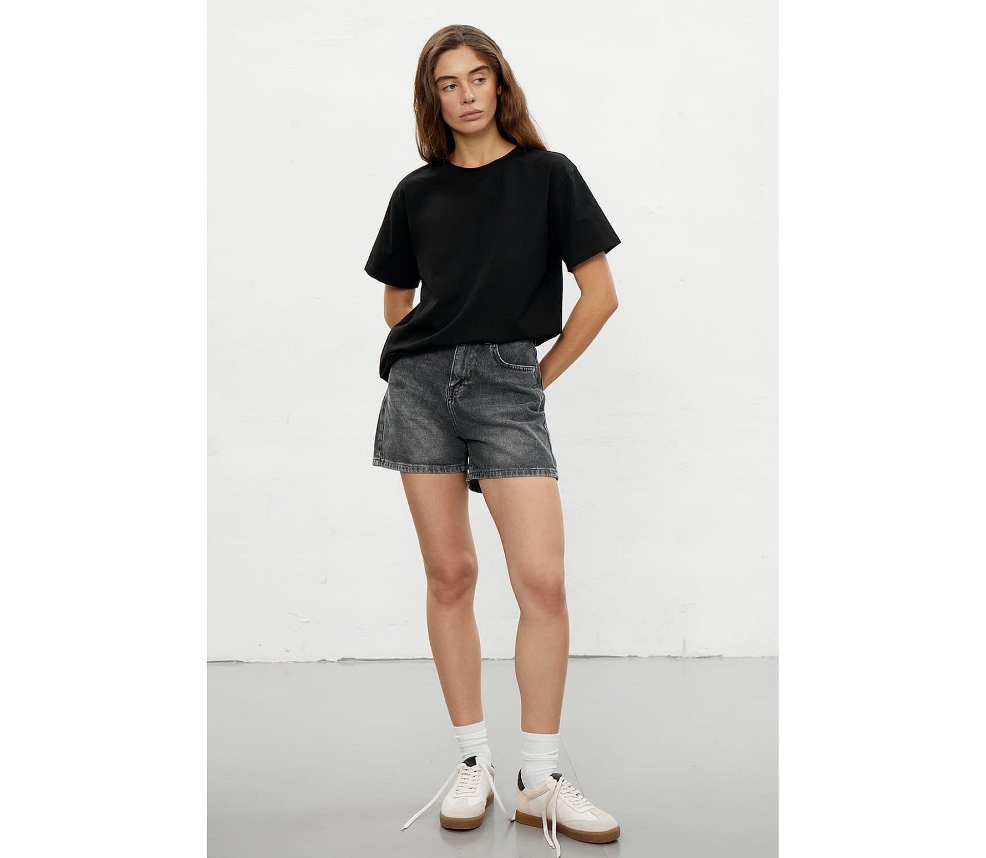 ФУТБОЛКА OVERSIZE