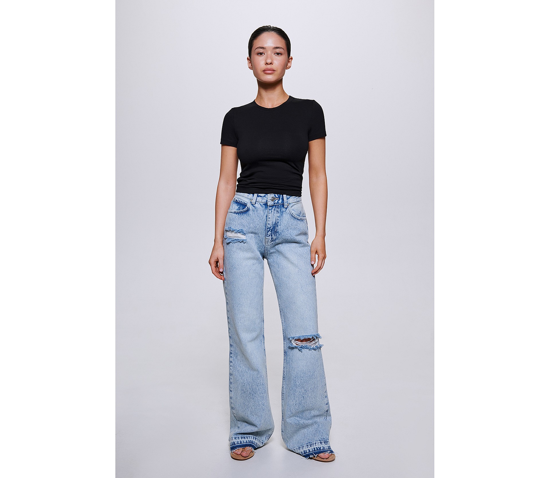 ДЖИНСИ З РОЗРІЗАМИ