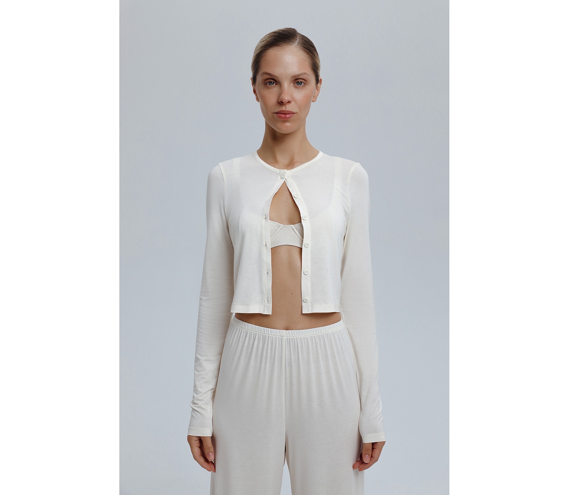 КАРДИГАН З МОДАЛУ