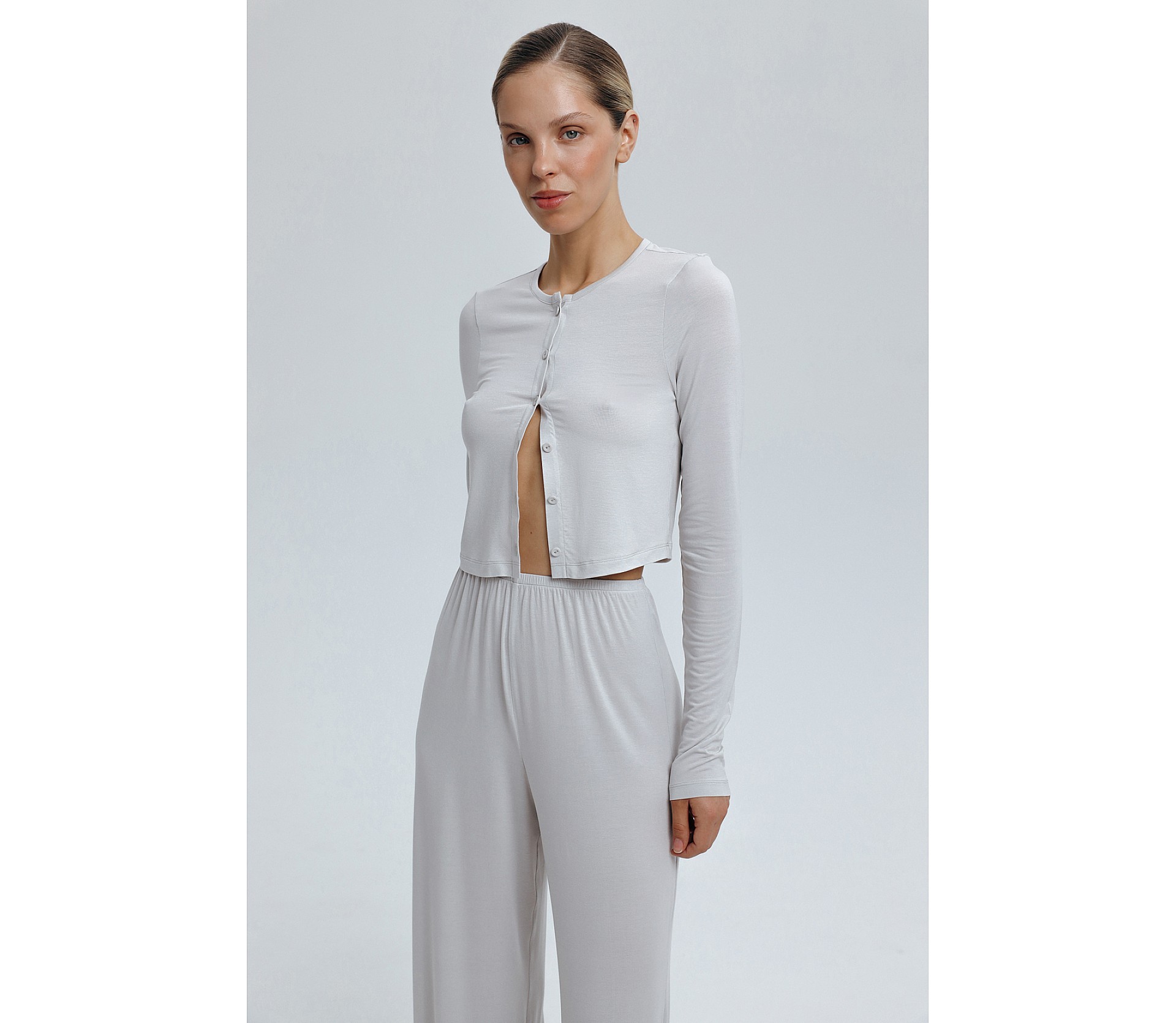 КАРДИГАН З МОДАЛУ