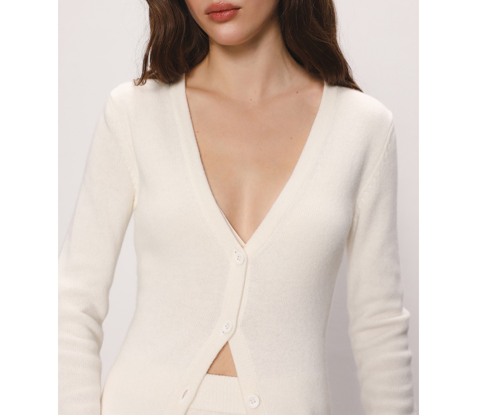 КАРДИГАН МАКСІ НА ҐУДЗИКАХ