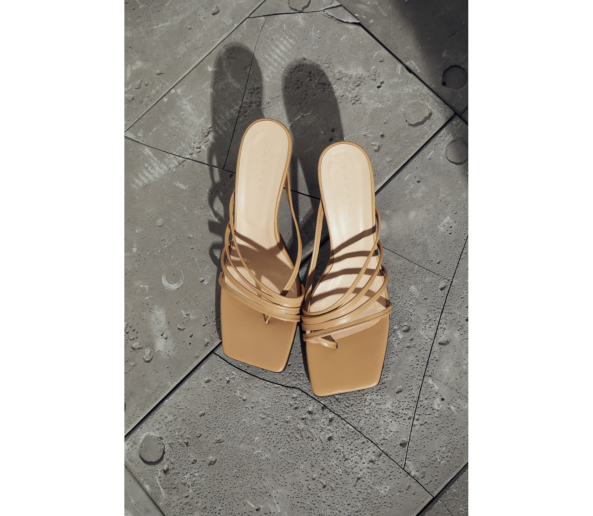 МЮЛІ З ТОНКИМИ РЕМІНЦЯМИ