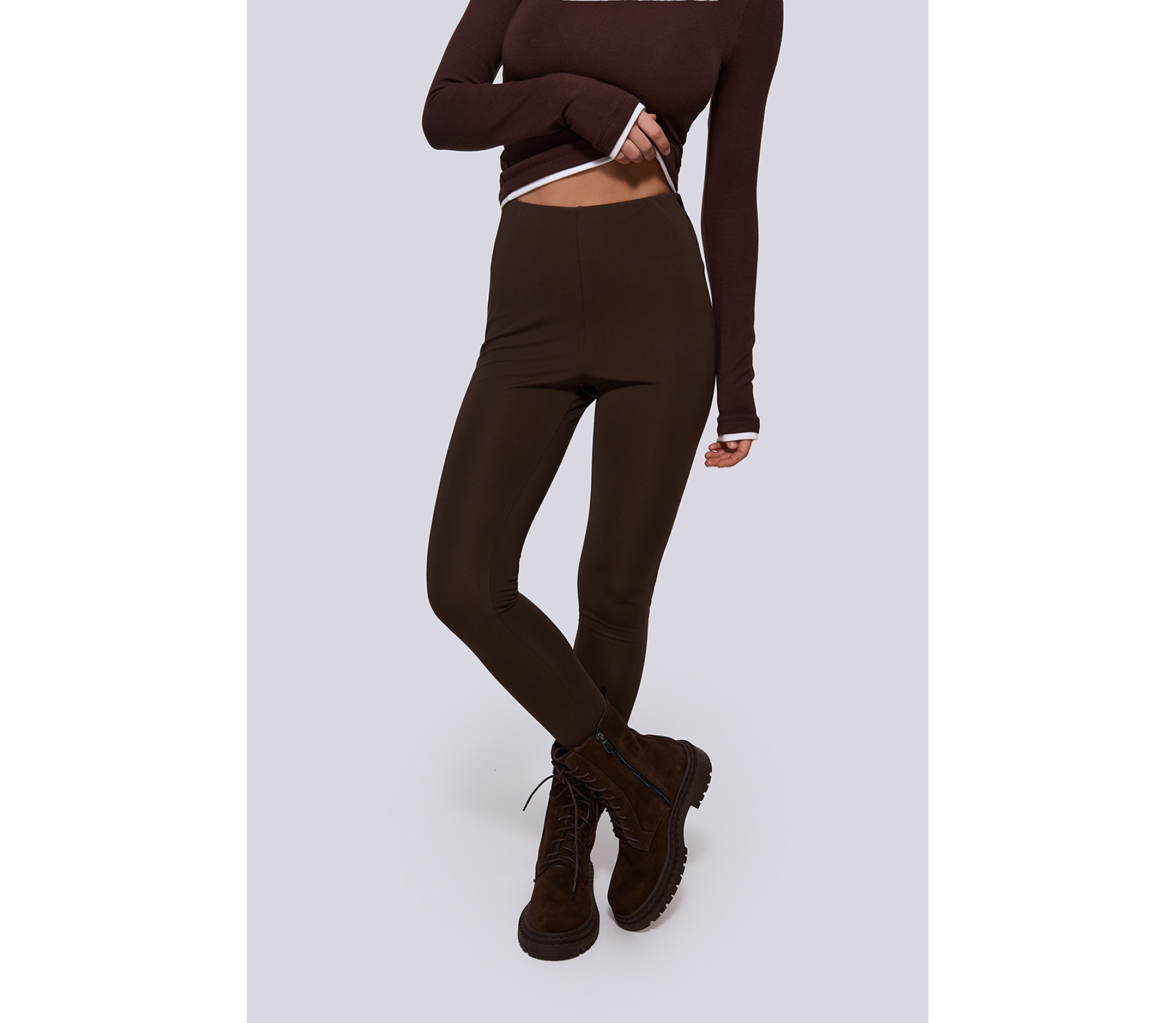 ЛЕГІНСИ ЗІ ШТРИПКАМИ