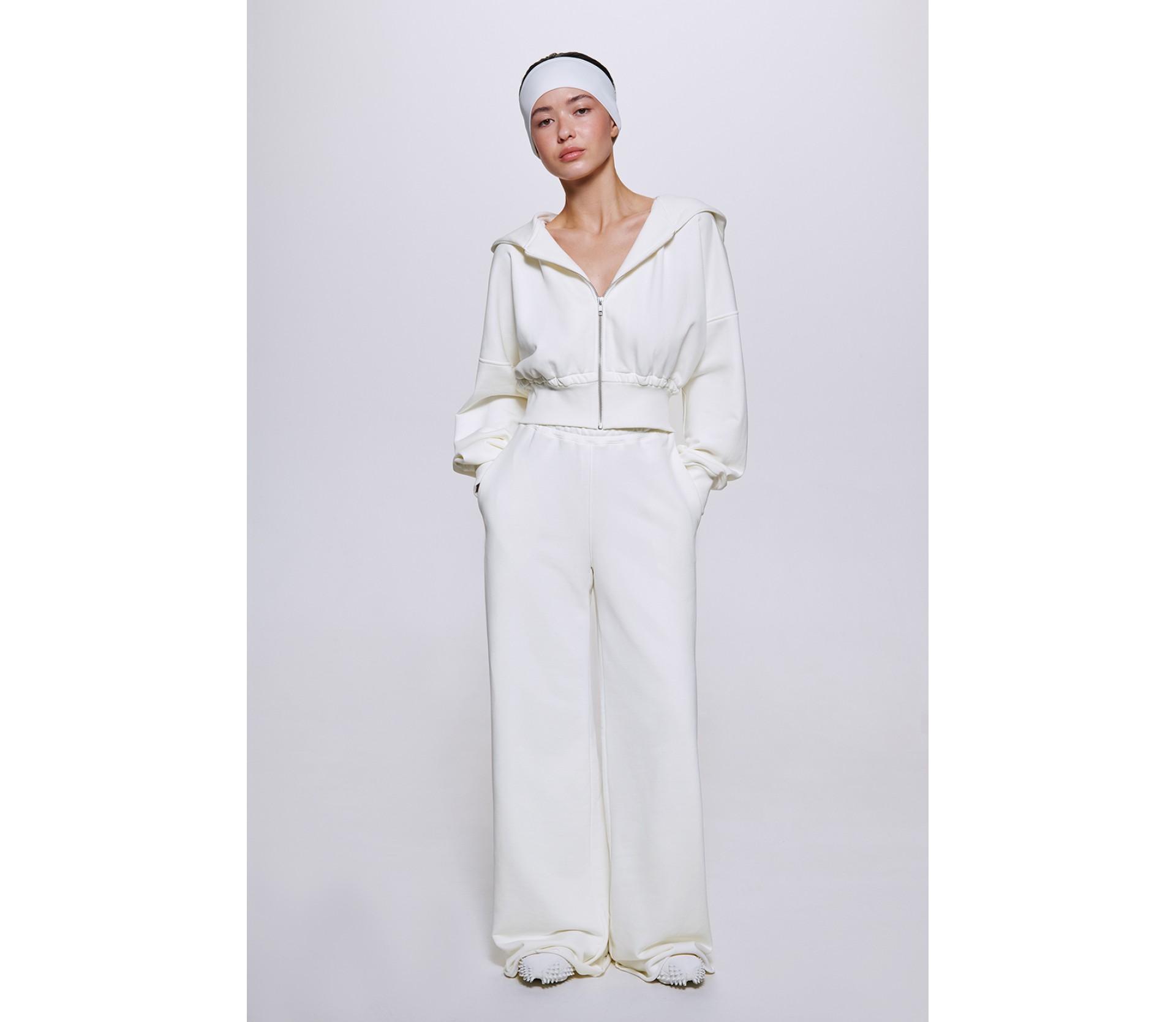 ШТАНИ ВІЛЬНОГО КРОЮ